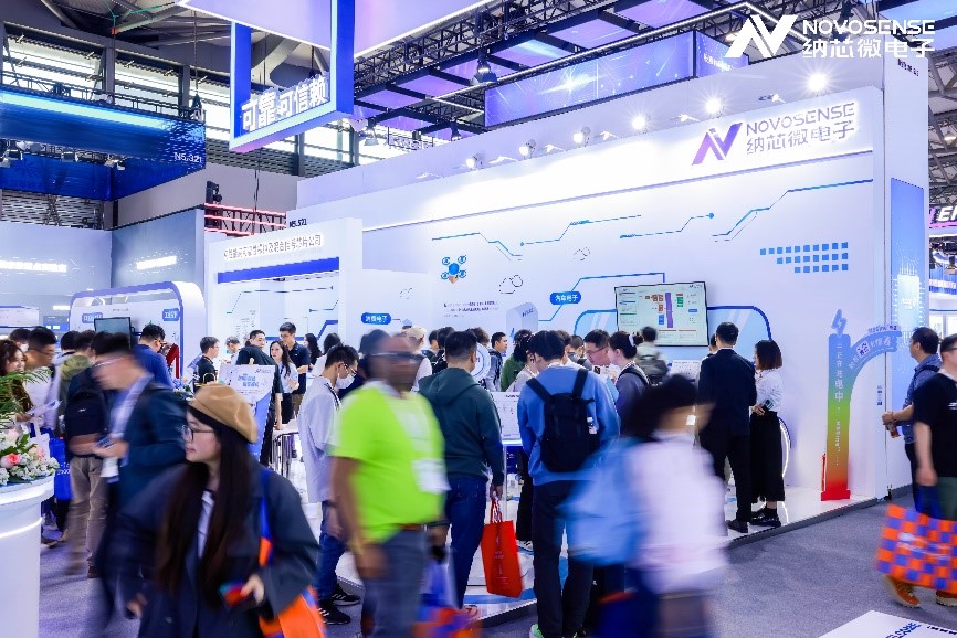 上海慕展FUN乐天使展台.jpg